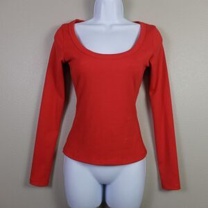 AQUA Red Ribbed Long Sleeve Deep Scoop Neckline Size XS NWT